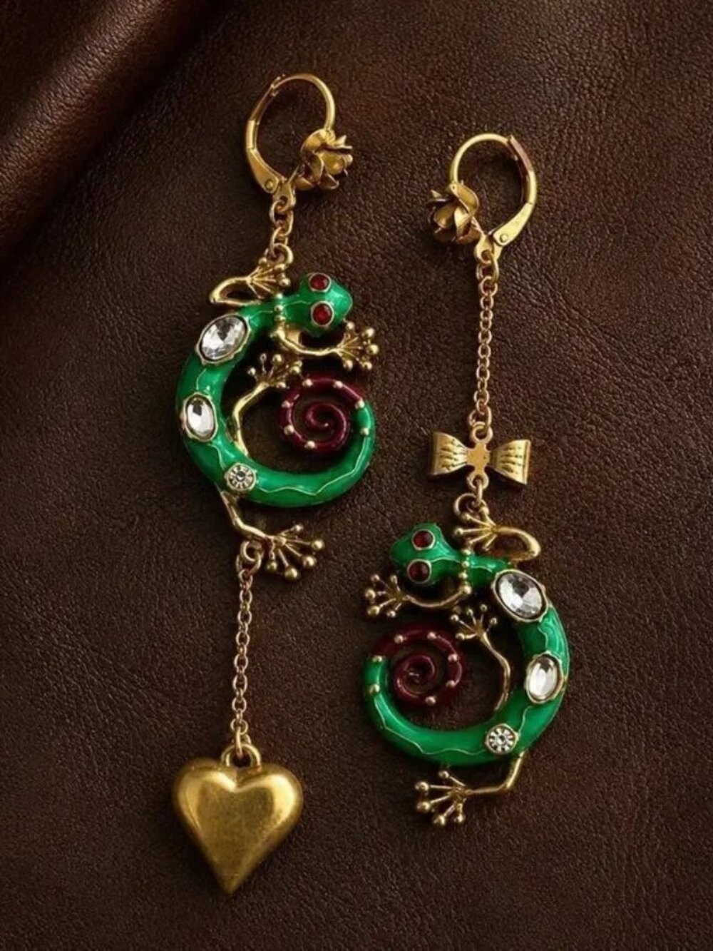 Antique Lizard Heart Bow Earrings Mismatch Crystal Gold Whimsical Cottagecore